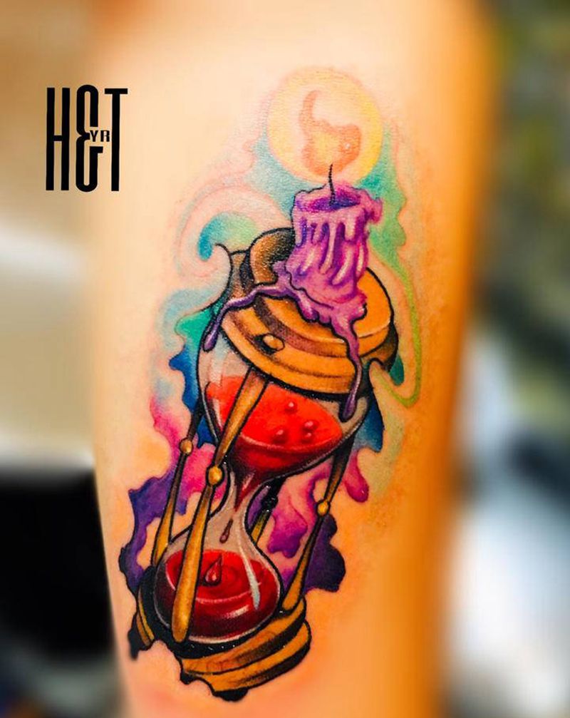 school沙漏纹身图片_手臂New School沙漏纹身图案