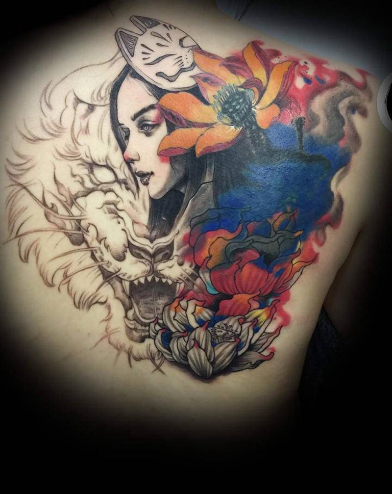 覆盖纹身图片_背部纹身图案