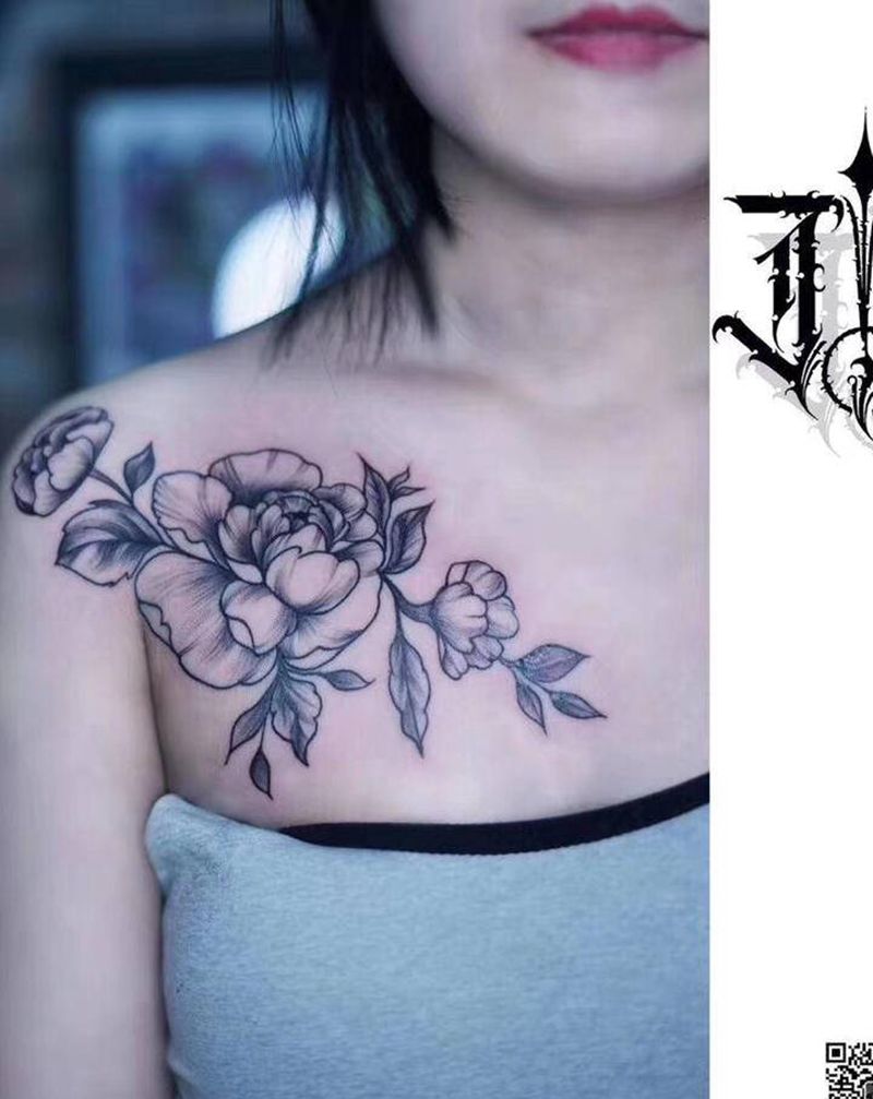 素花纹身图片_颈部肩部纹身图案