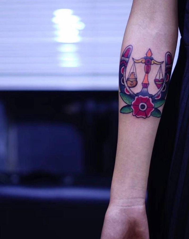 old school马蹄铁纹身图片_Old School纹身图案