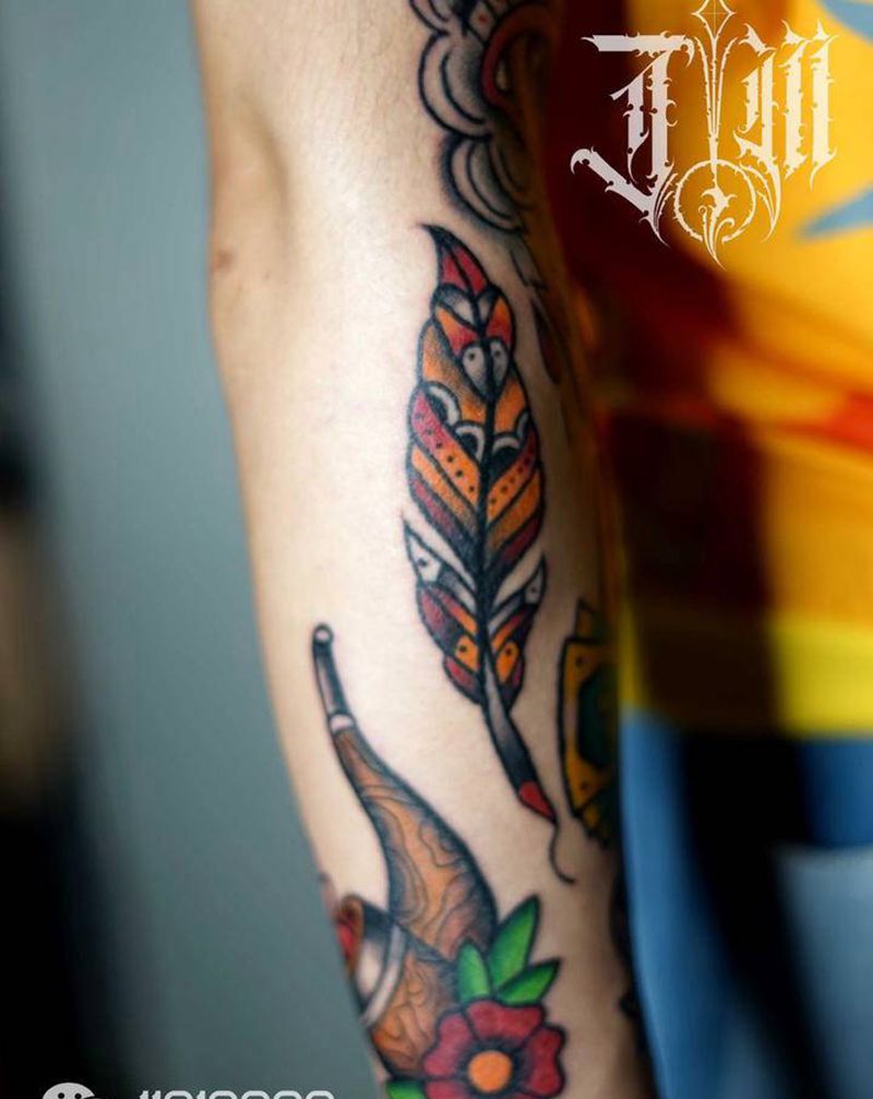 old school羽毛纹身图片_Old School纹身图案