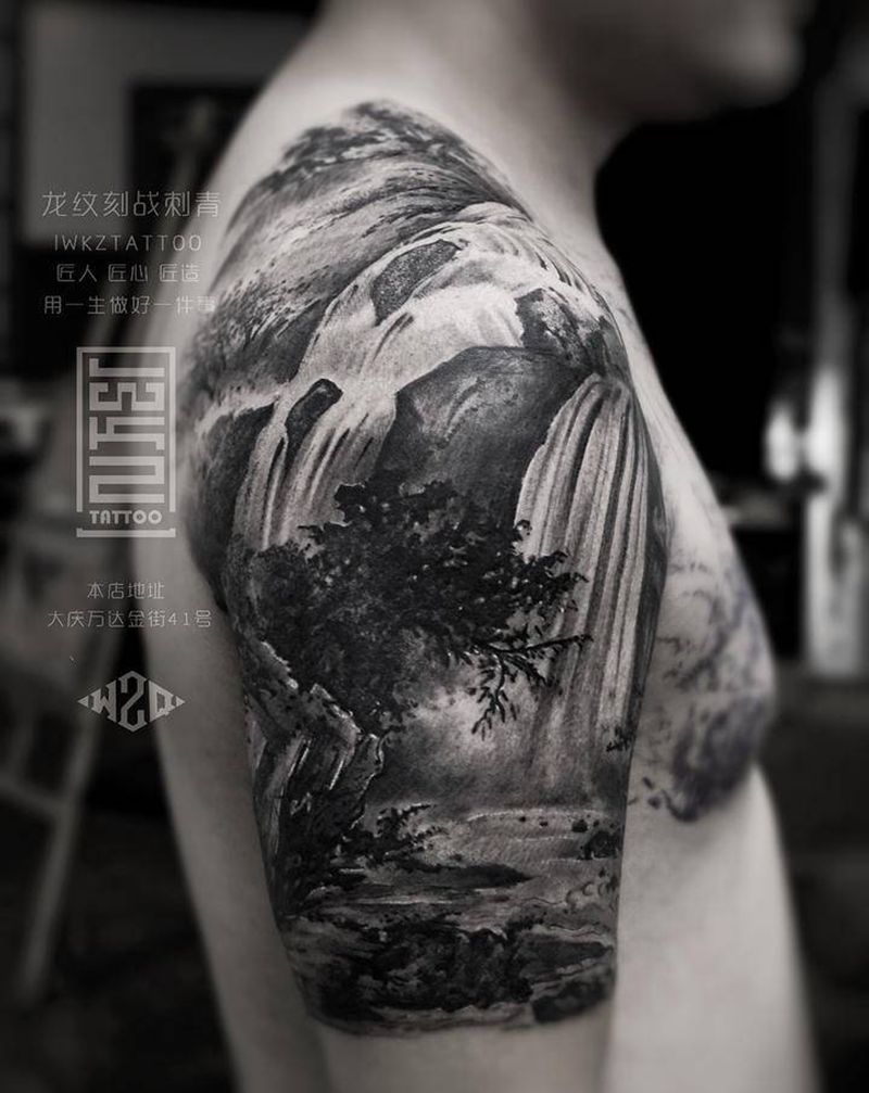 水墨国画山水纹身图片_手臂水墨纹身图案