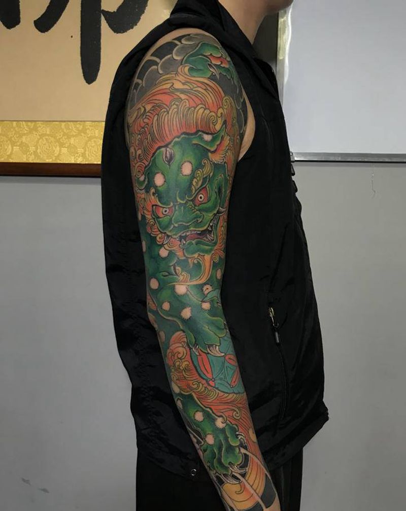 唐狮纹身图片_手臂新传统纹身图案