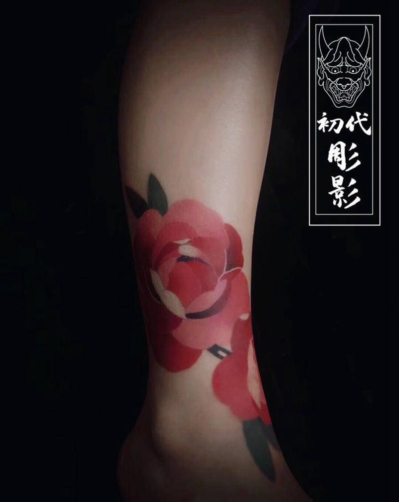 花纹身图片_脚部腿部纹身图案