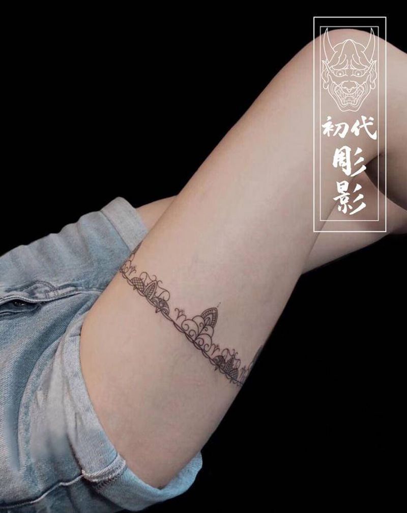 大腿蕾丝纹身图片_腿部几何大腿蕾丝腿环纹身图案
