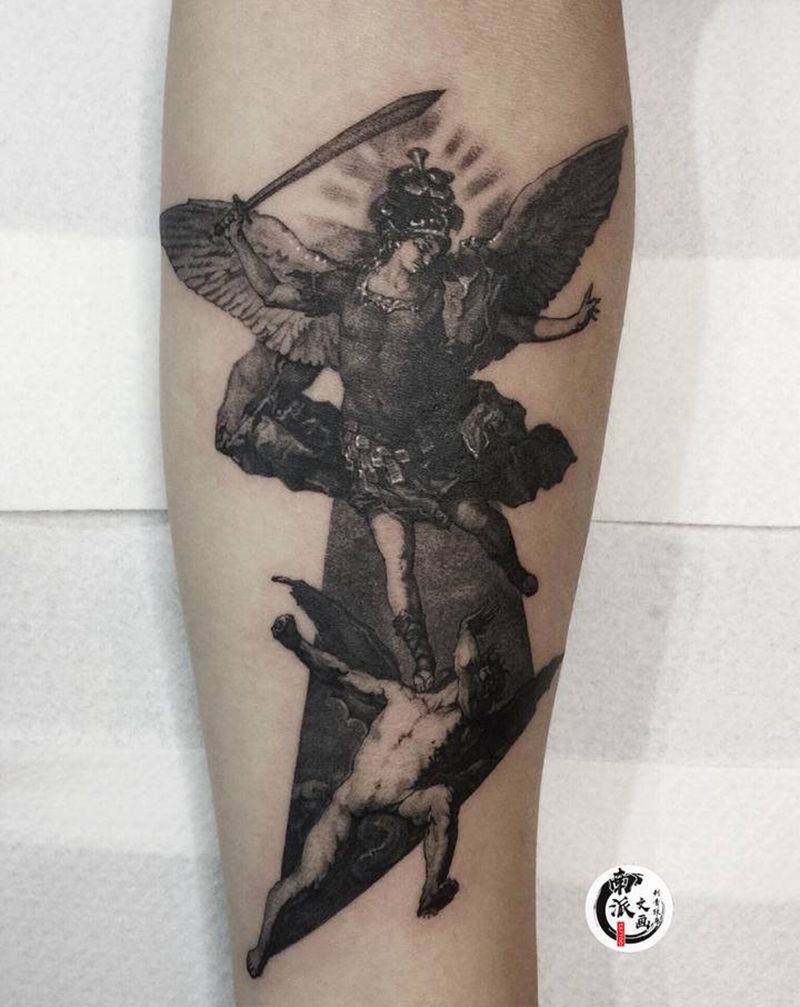 大天使 圣·米迦乐纹身图片_手臂点刺欧美写实纹身图案