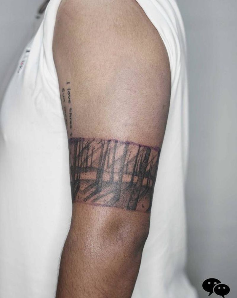 臂环纹身图片_手臂点刺森林树纹身图案