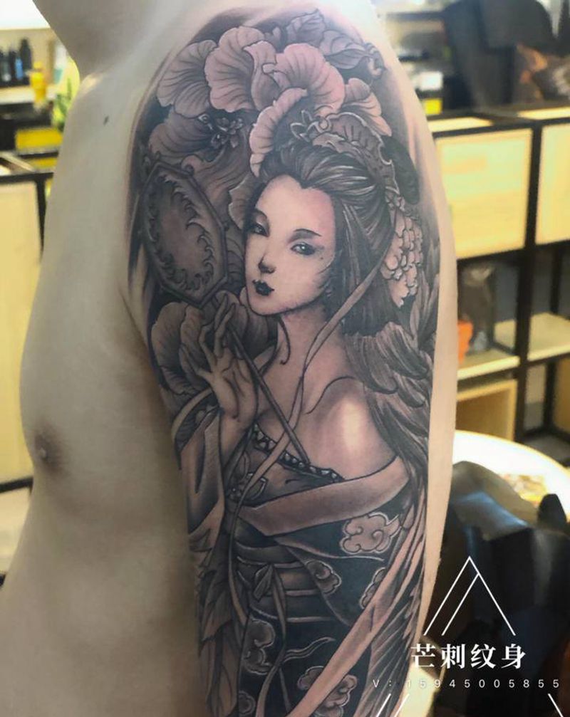 大臂艺伎纹身图片_肩部手臂新传统老传统艺伎传统大臂纹身图案