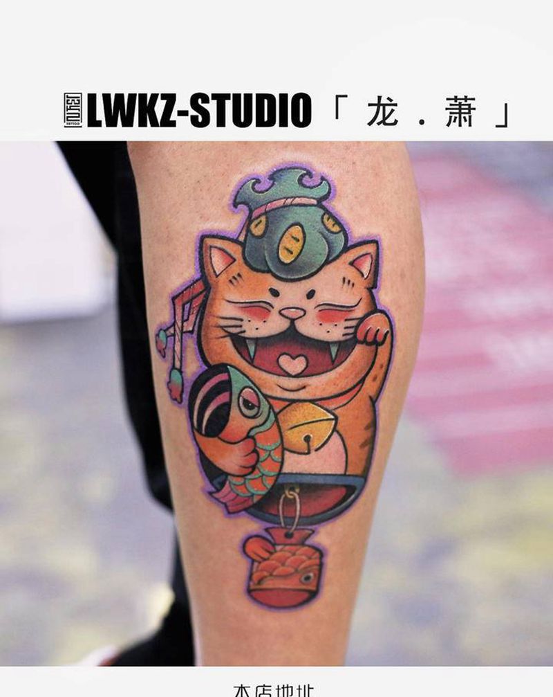 招财猫纹身图片_腿部New School纹身图案