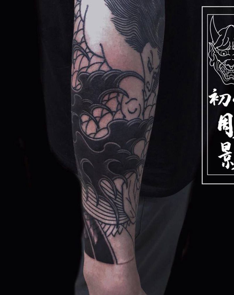 雾纹身图片_老传统纹身图案