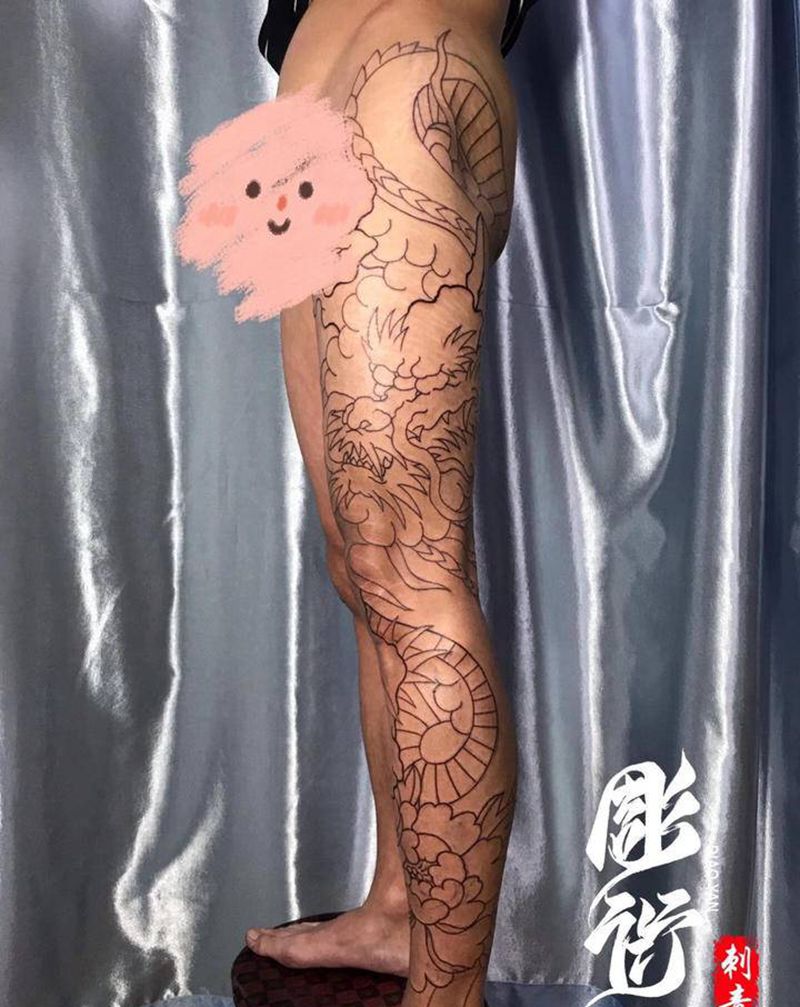 花腿龙线条纹身图片_腿部新传统老传统纹身图案