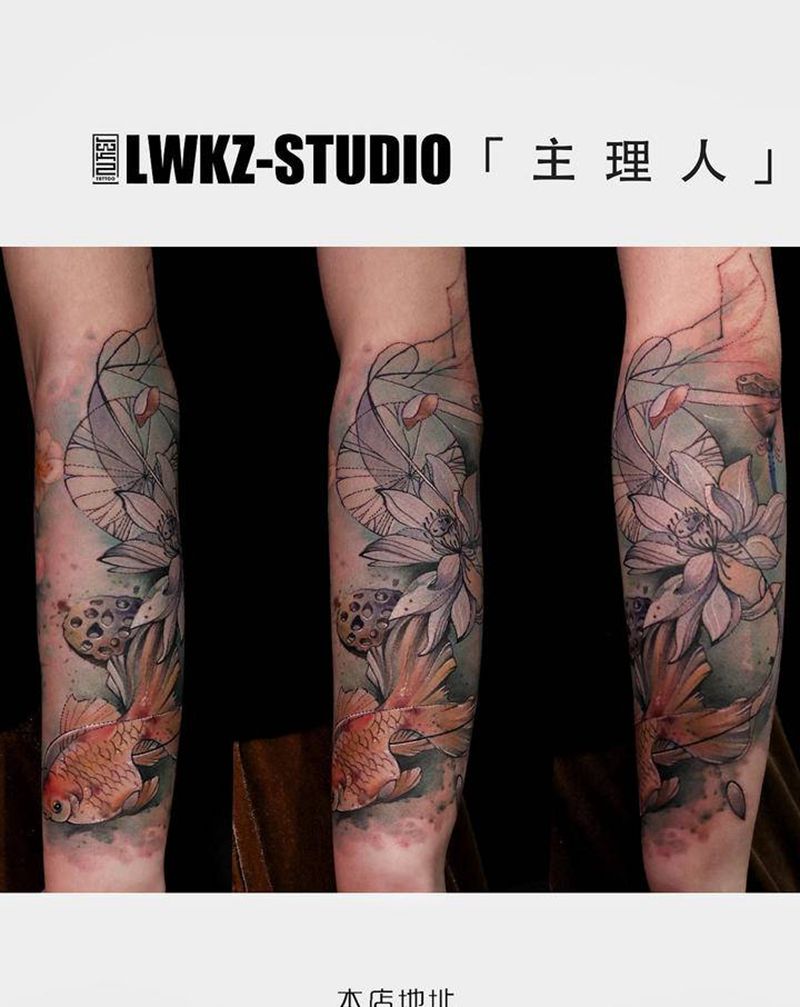 水墨莲花金鱼纹身图片_水墨纹身图案