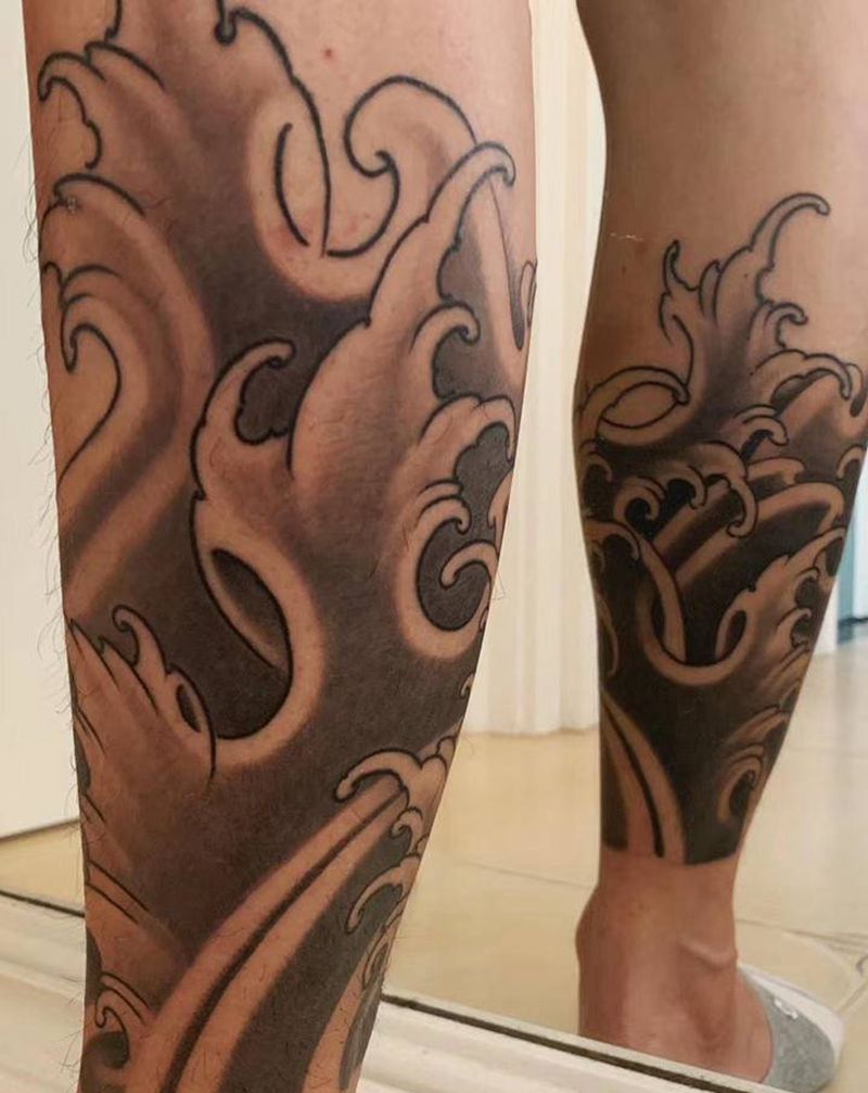 浪纹身图片_腿部老传统新传统纹身图案