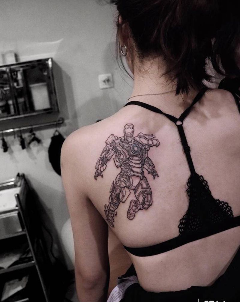 钢铁侠纹身图片_肩部几何钢铁侠纹身图案