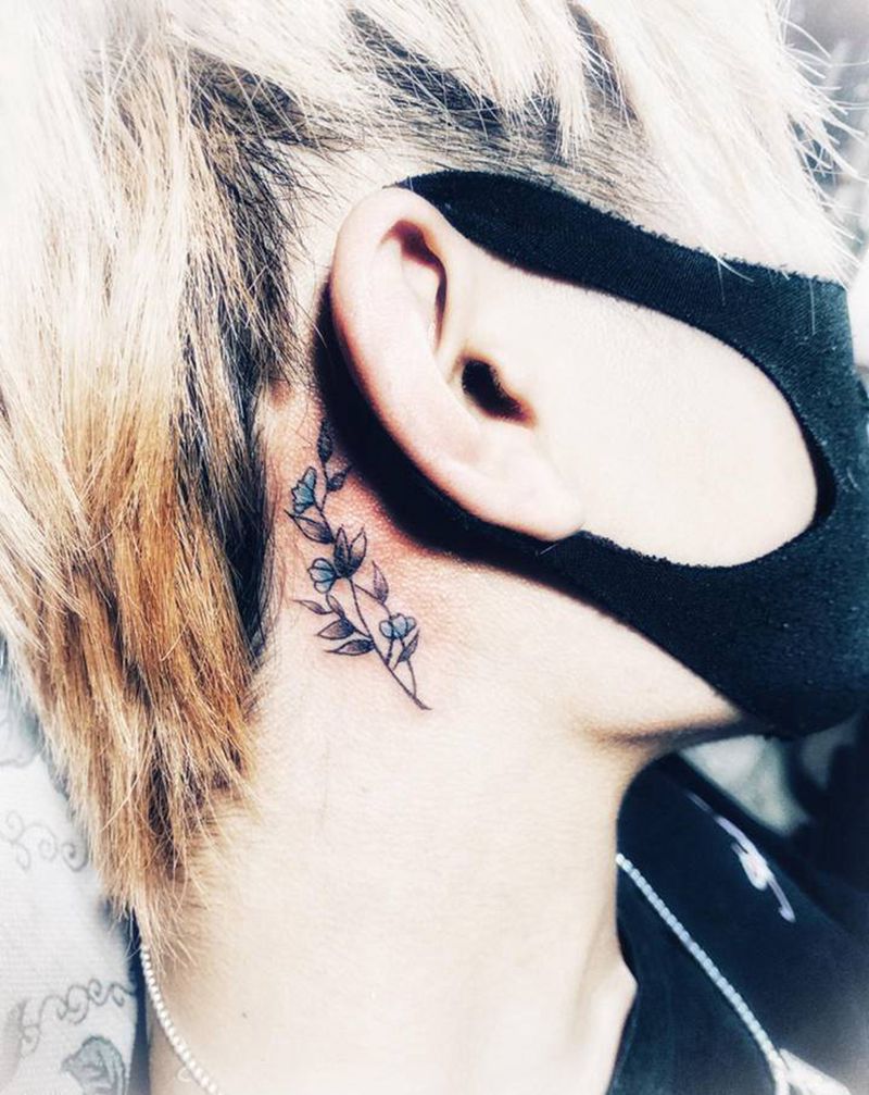 耳后小清新纹身图片_颈部小清新纹身图案