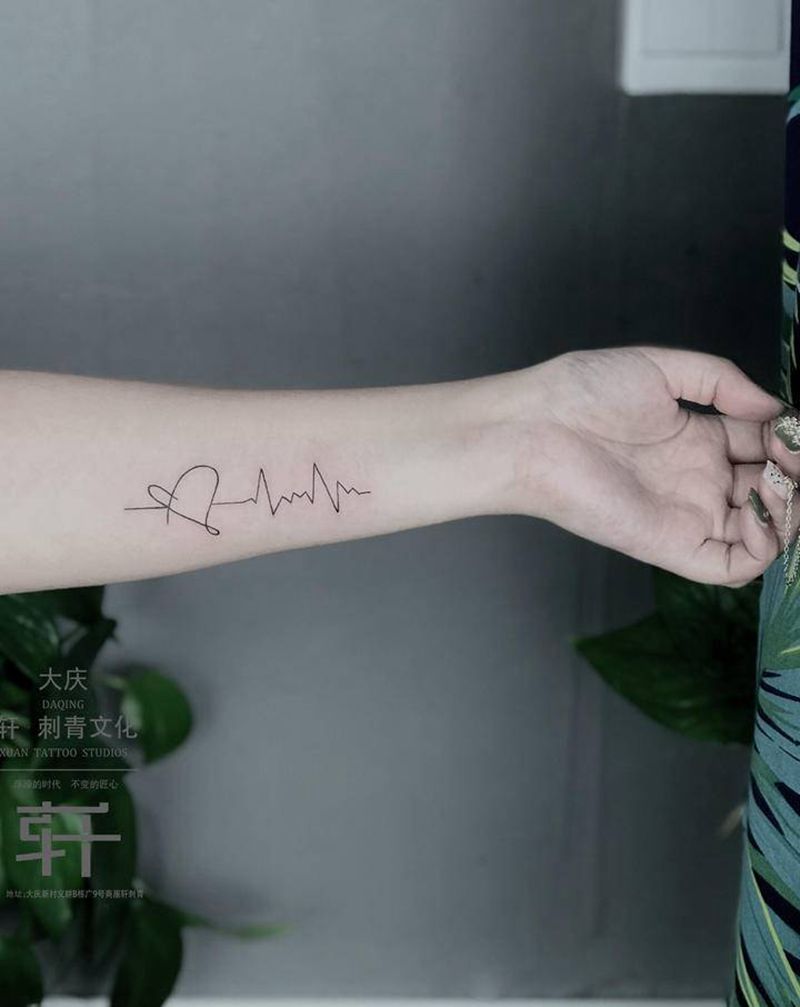 心电图纹身图片_手臂纹身图案