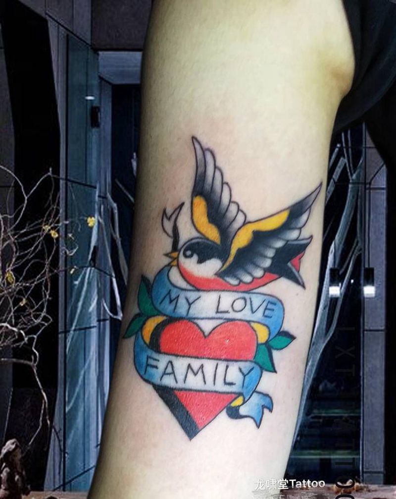 School纹身图片_手臂Old School纹身图案