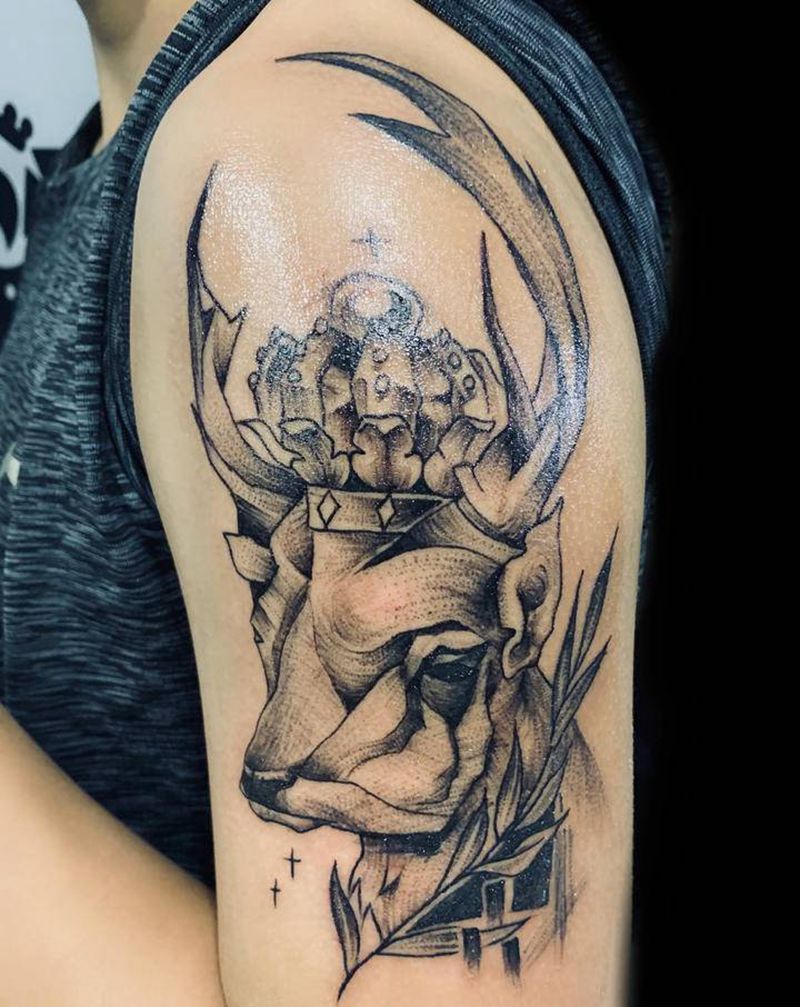 鹿纹身图片_肩部手臂纹身图案