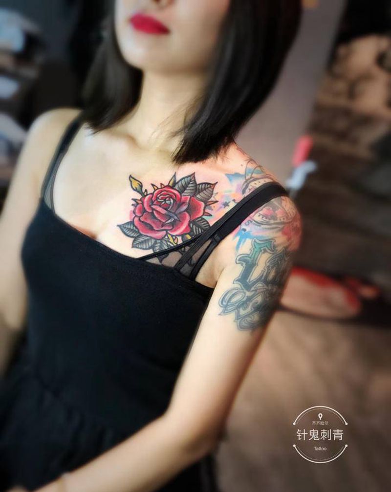 遮盖！纹身图片_胸部Old School纹身图案