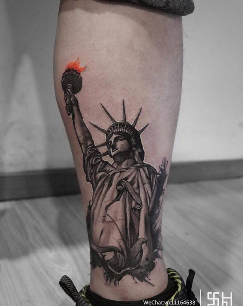 自由女神纹身图片_腿部欧美写实自由女神遮盖纹身图案