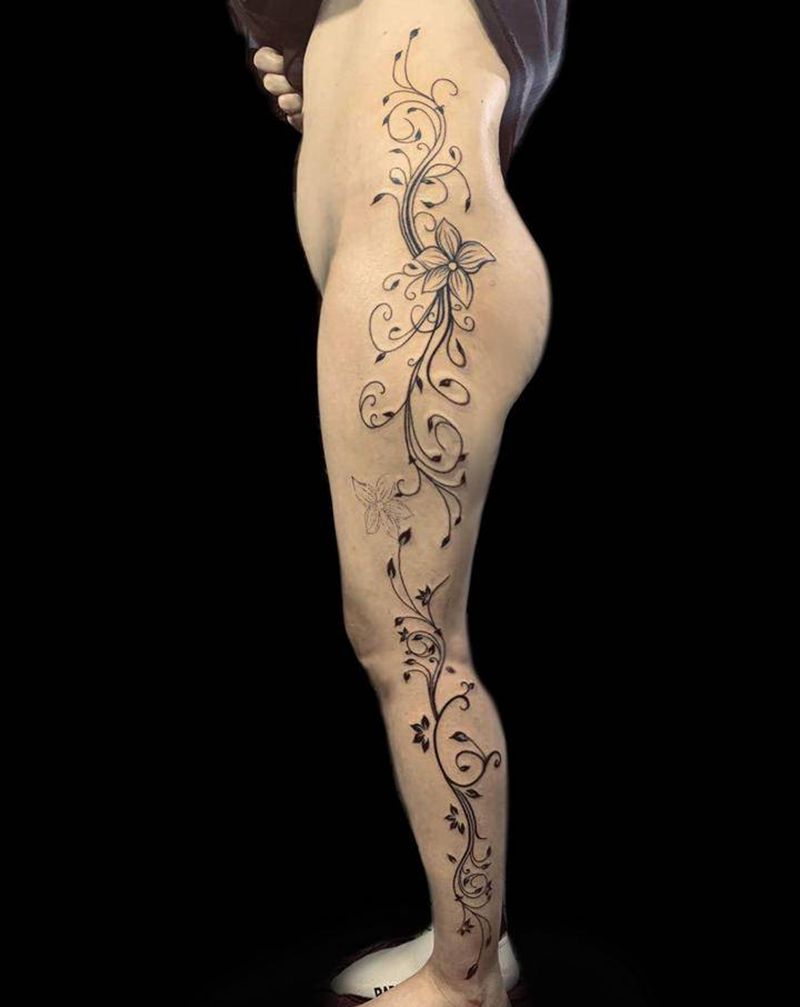 花藤纹身图片_腿部臀部花藤纹身图案