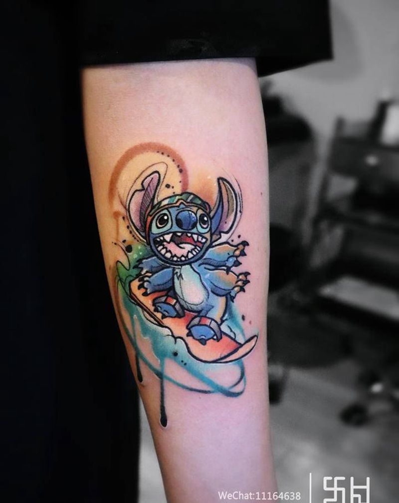 史迪奇纹身图片_手臂New School史迪奇史迪仔纹身图案