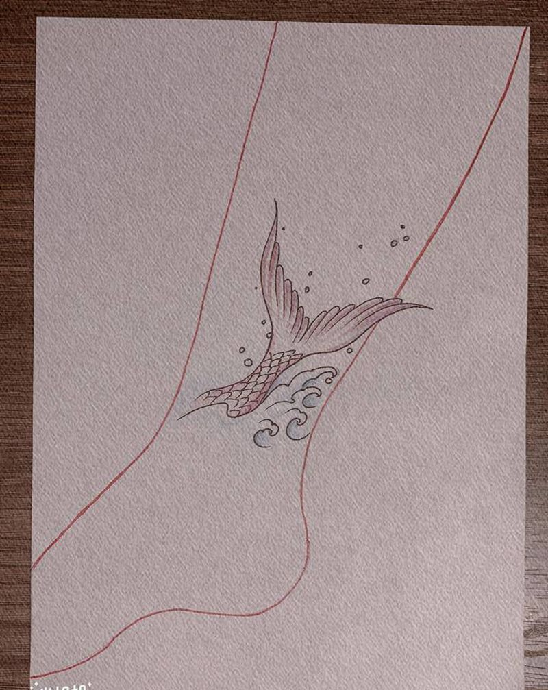 鱼尾手稿纹身图片_脚部腿部点刺老传统手稿纹身图案