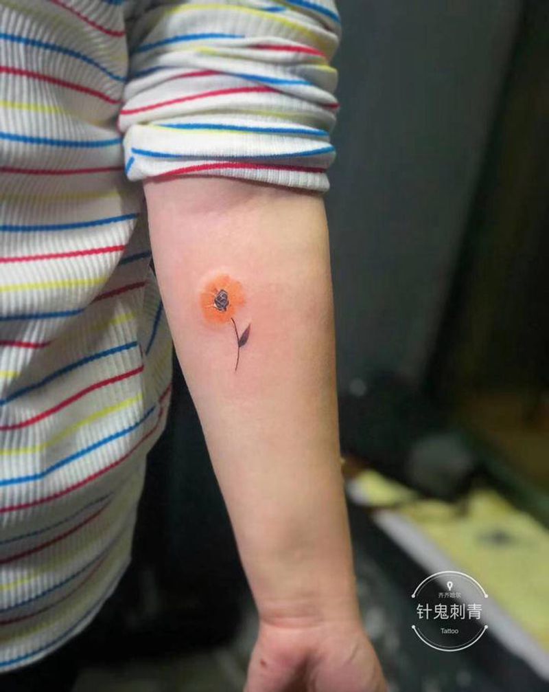 媛师傅近工纹身图片_手臂花体字水彩纹身图案