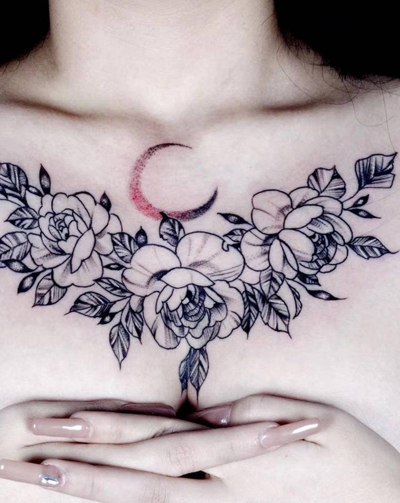 胸花纹身图片_胸部几何纹身图案