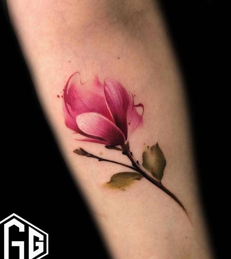 水墨花纹身图片_手臂水墨纹身图案