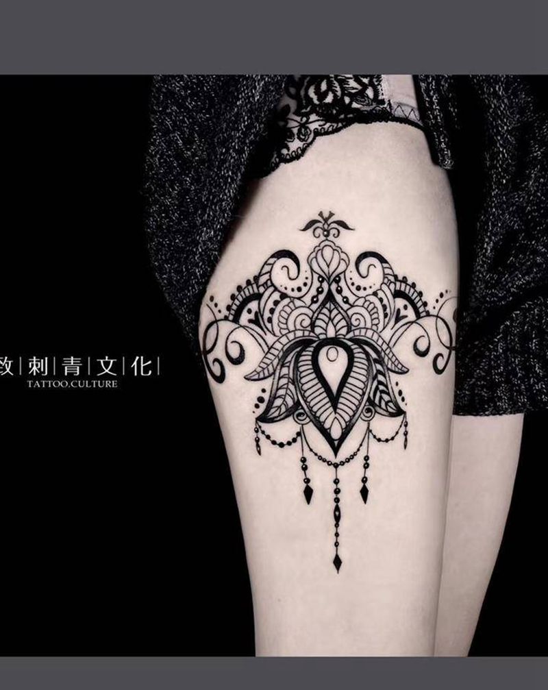 曼陀罗花纹身图片_腿部几何纹身图案