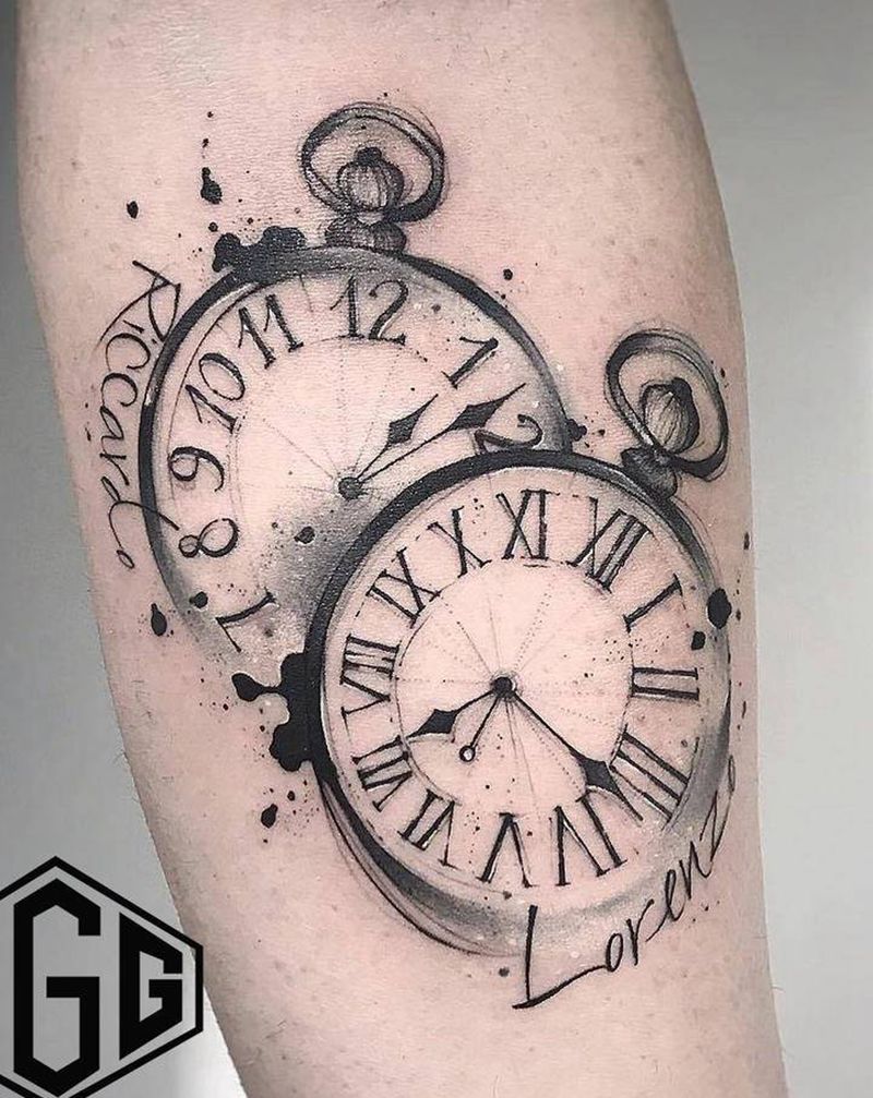 时钟纹身图片_手部欧美写实纹身图案