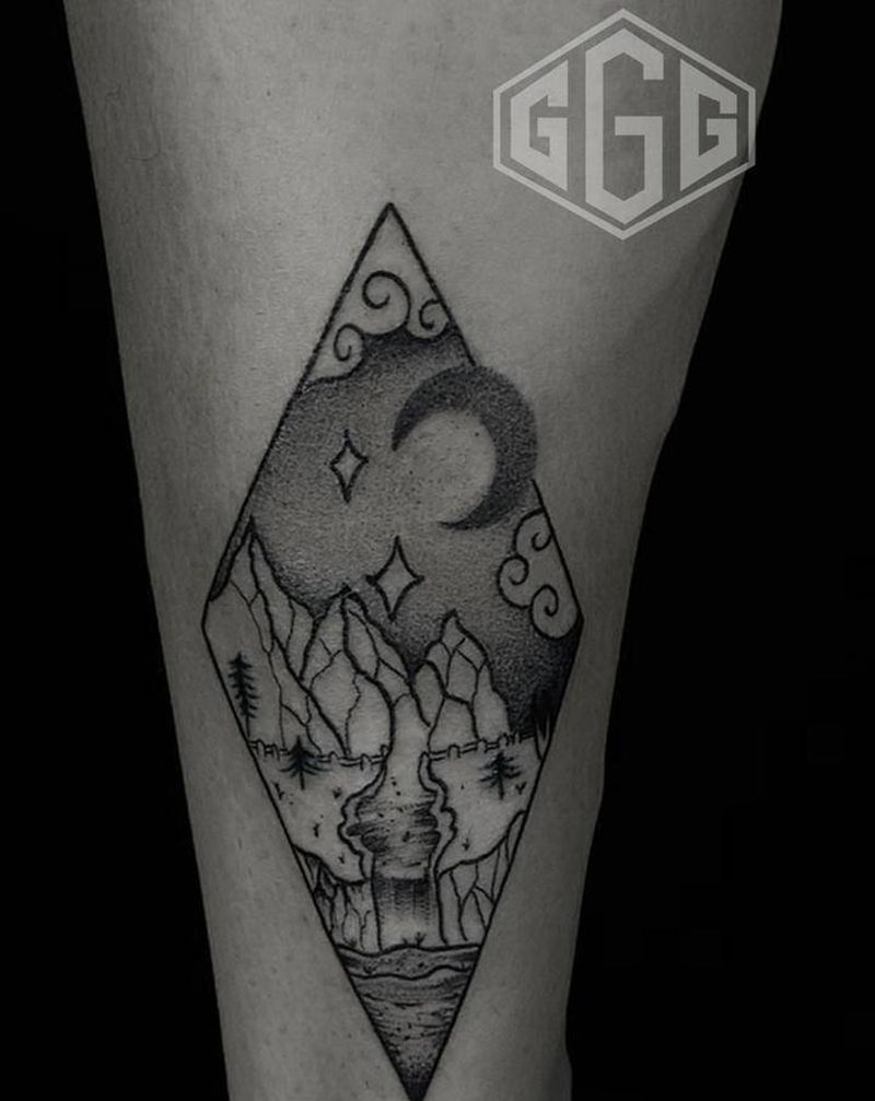 几何纹身图片_腿部几何纹身图案