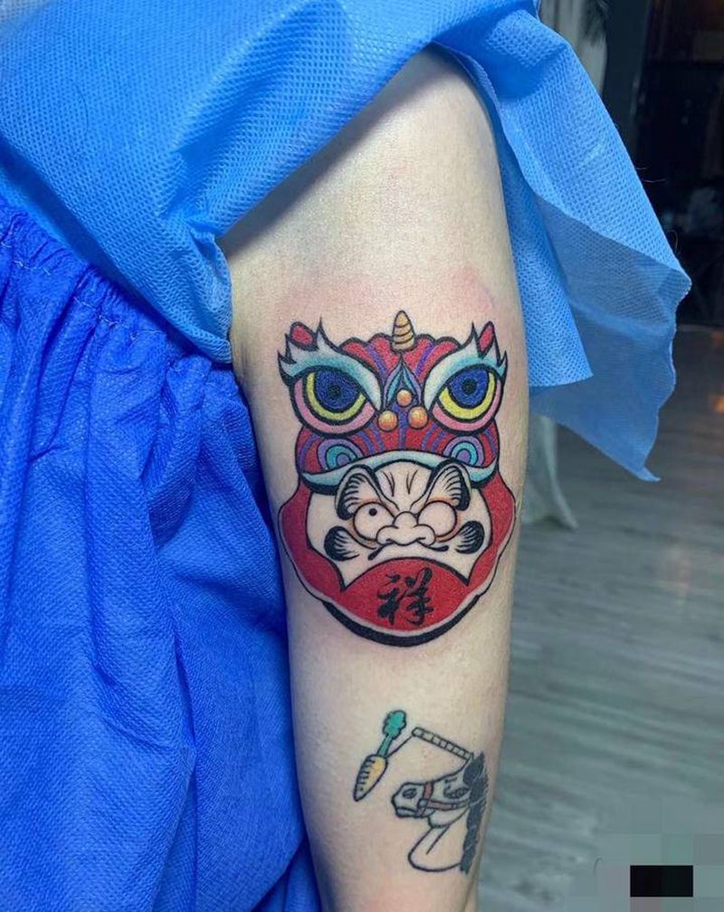 达摩蛋纹身图片_手臂Old School纹身图案