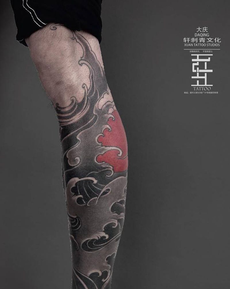 水浪花腿纹身图片_腿部新传统老传统纹身图案