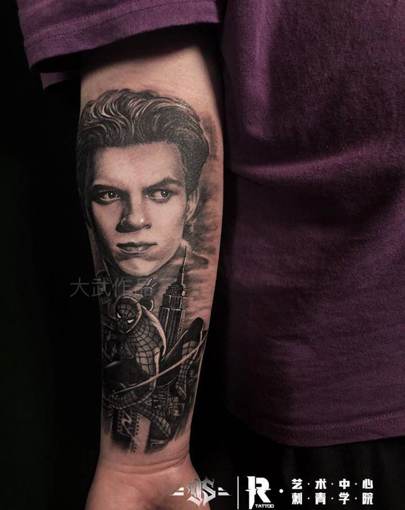 蜘蛛侠纹身图片_手臂欧美写实纹身图案