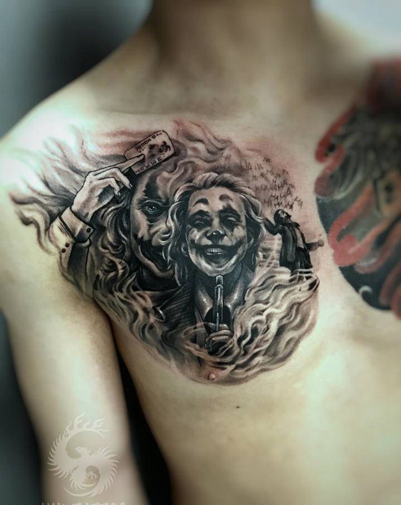 小丑纹身图片_胸部欧美写实纹身图案