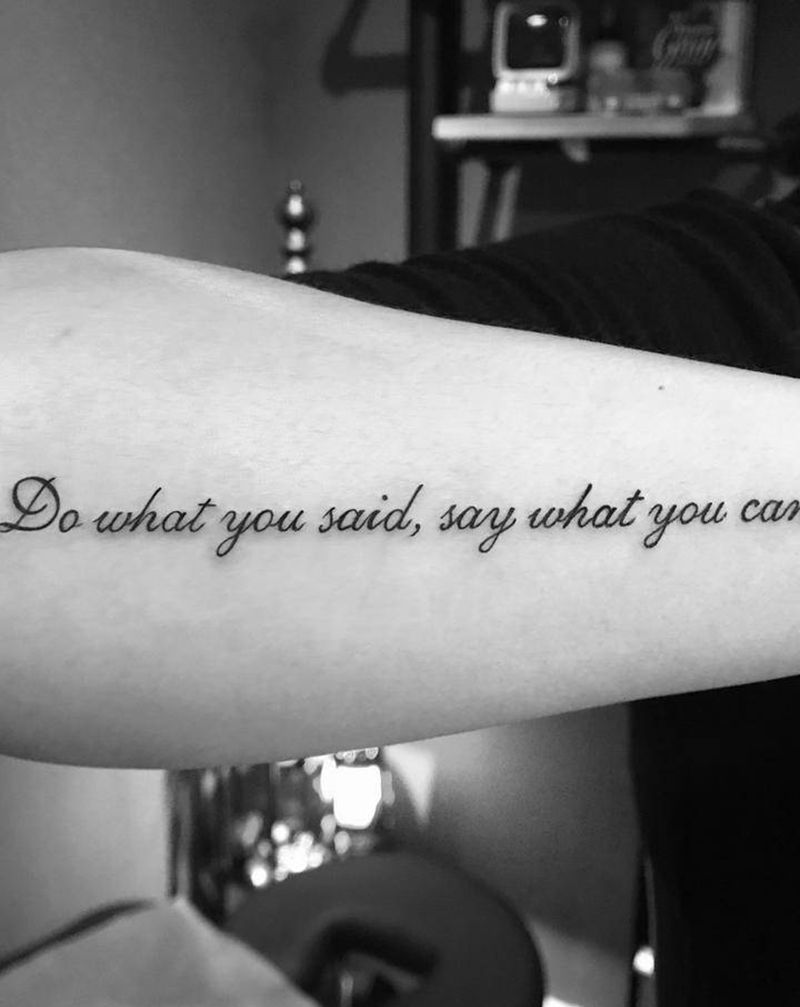 英文小作纹身图片_手臂纹身图案