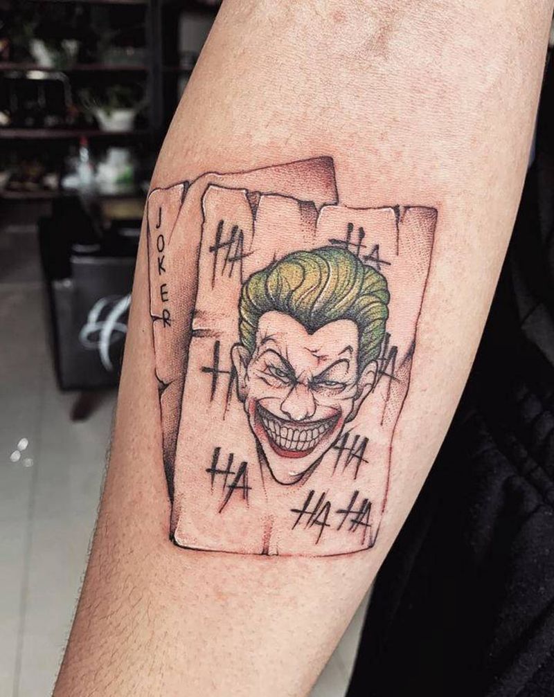 小丑纹身图片_手臂腿部欧美写实水彩纹身图案