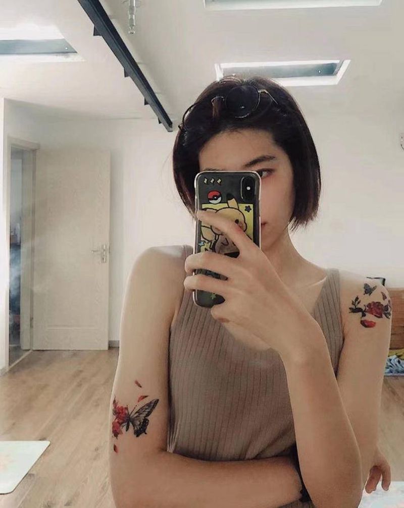 小蝴蝶纹身图片_手臂纹身图案