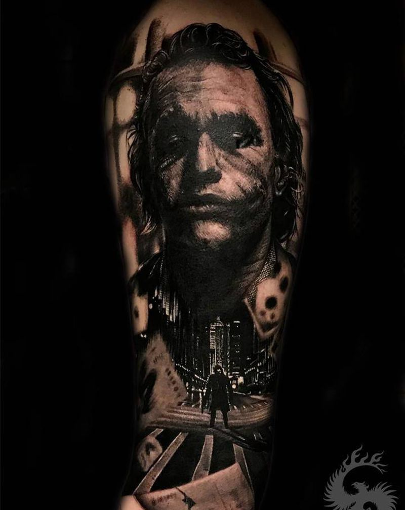 花臂小丑，蝙蝠侠纹身图片_手臂欧美写实点刺纹身图案