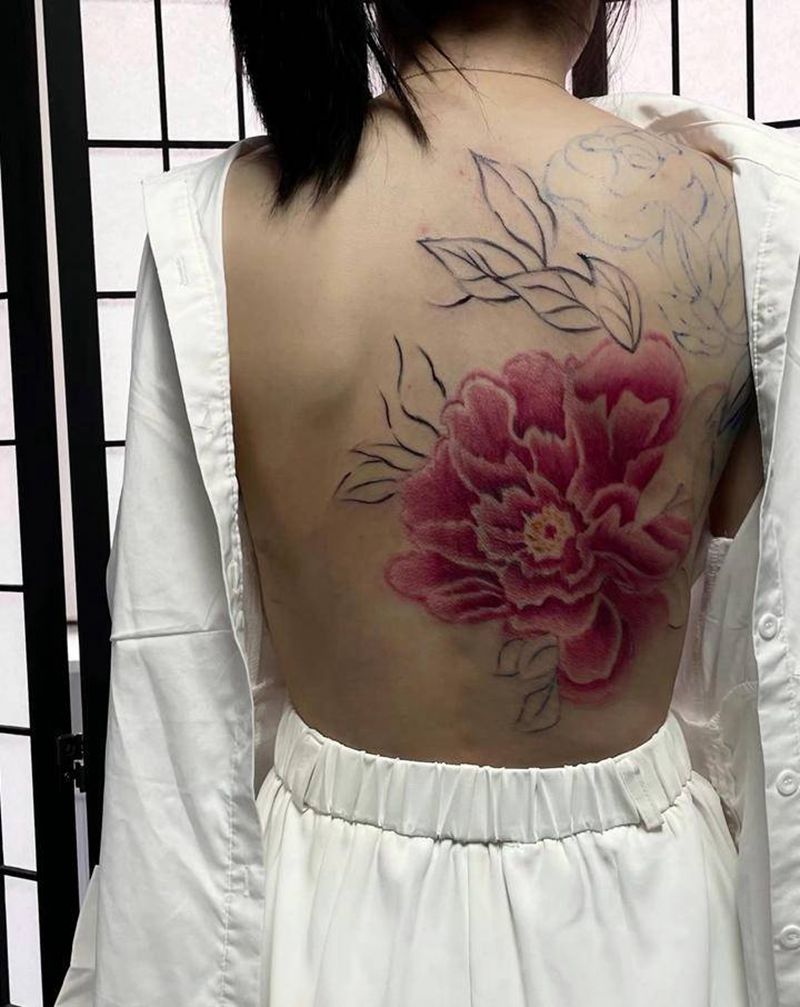 水墨牡丹 # 未完成纹身图片_背部水彩水墨纹身图案