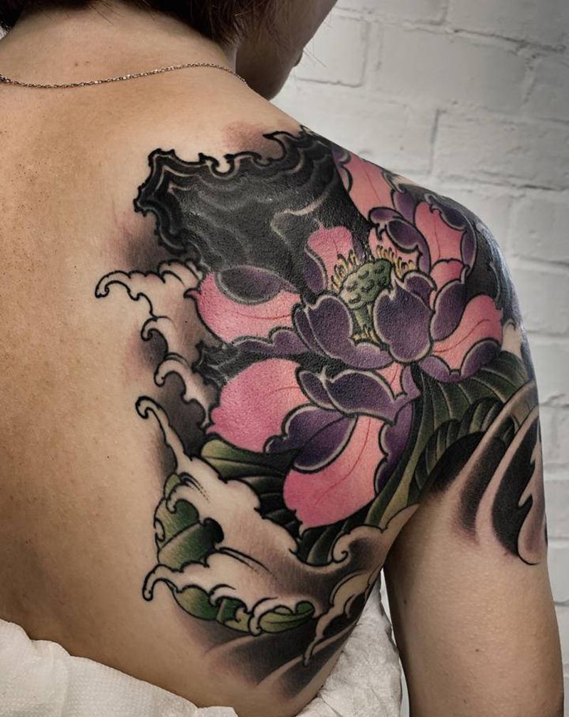 荷花这遮盖纹身图片_肩部新传统纹身图案