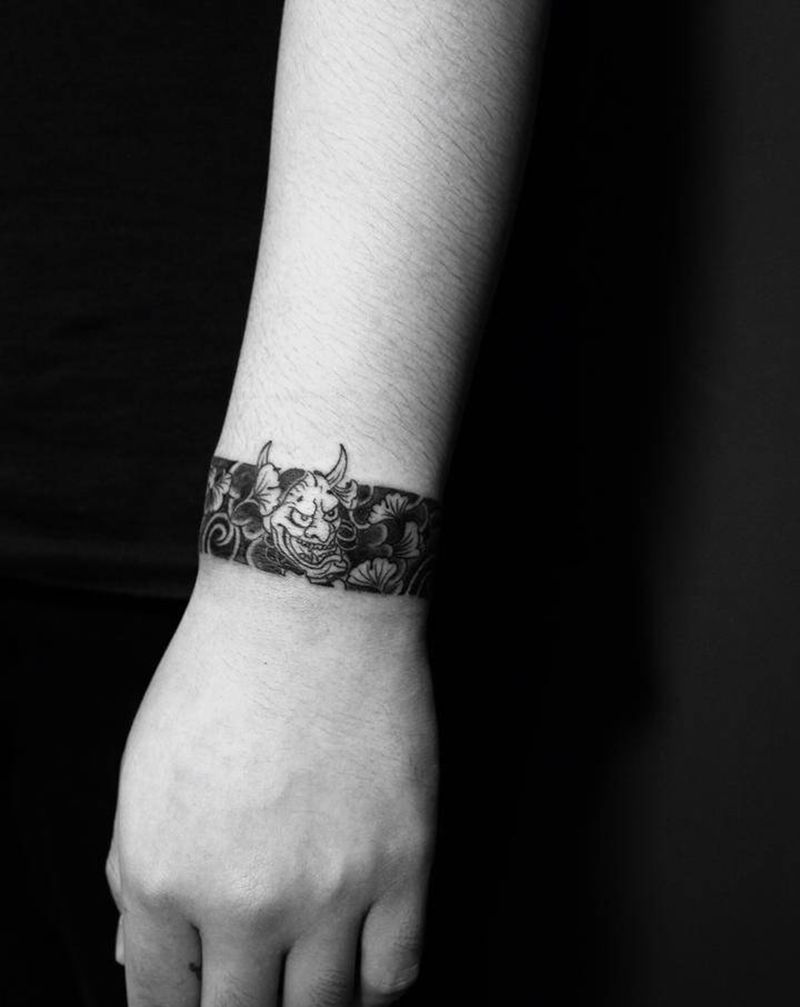 手环！般若！臂环！遮盖！纹身图片_手部手臂老传统纹身图案