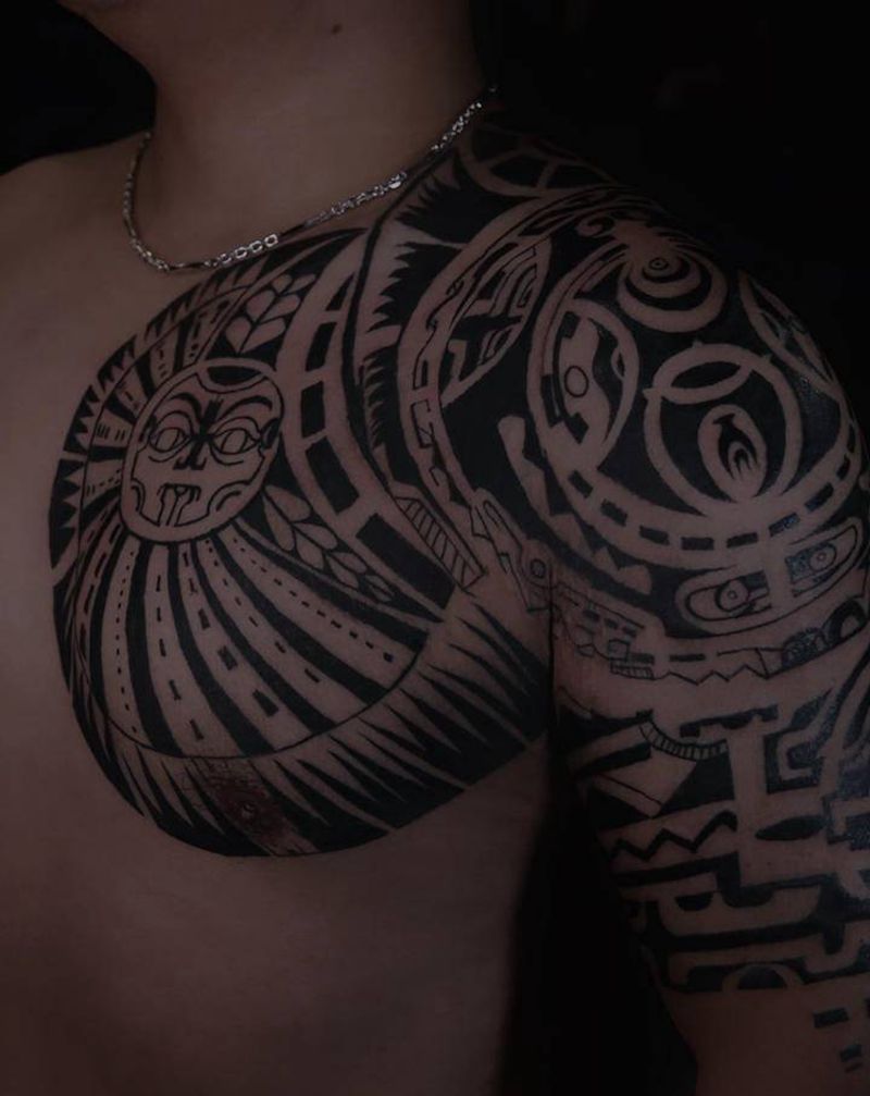 巨石强森纹身图片_手臂胸部图腾巨石强森纹身图案