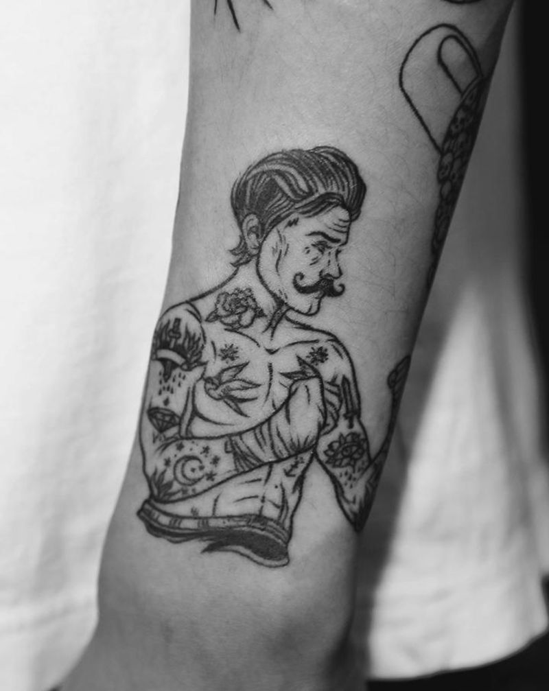 小图拼接纹身图片_手臂Old School新传统花臂纹身图案