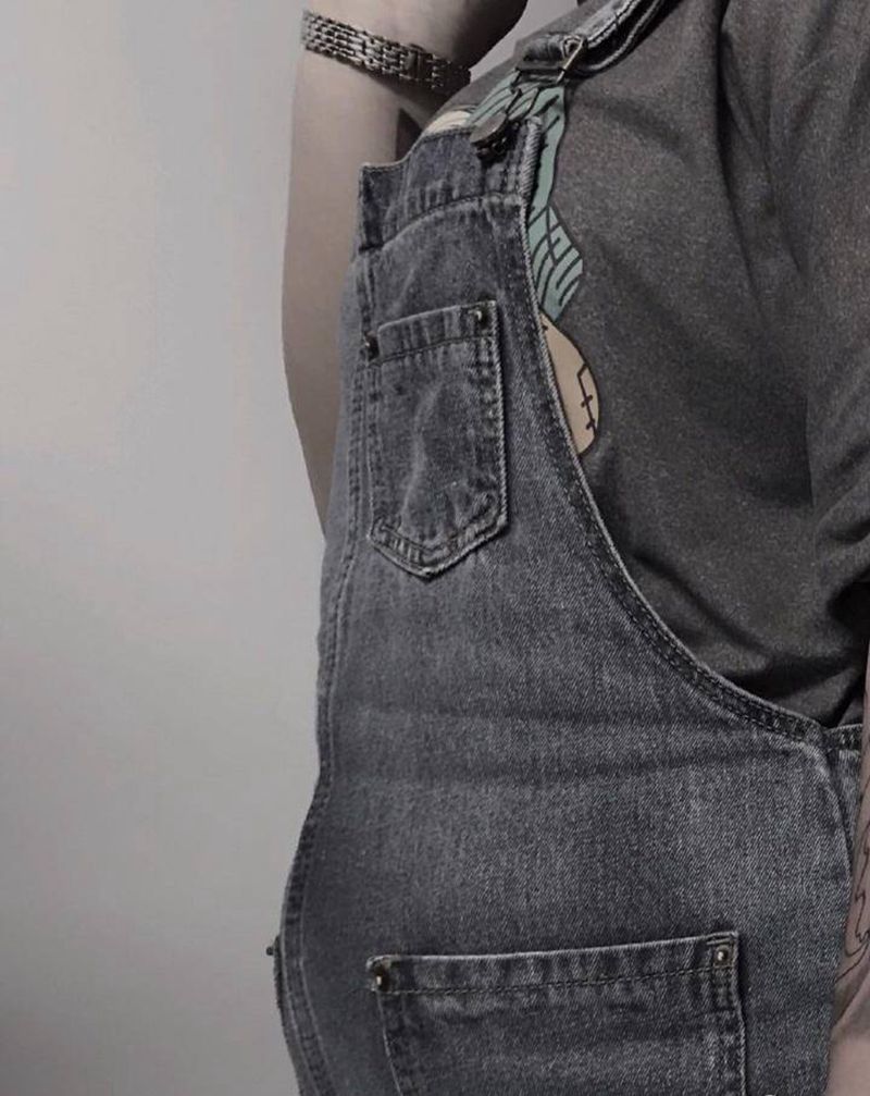 疼的受不了，就扎这么多了