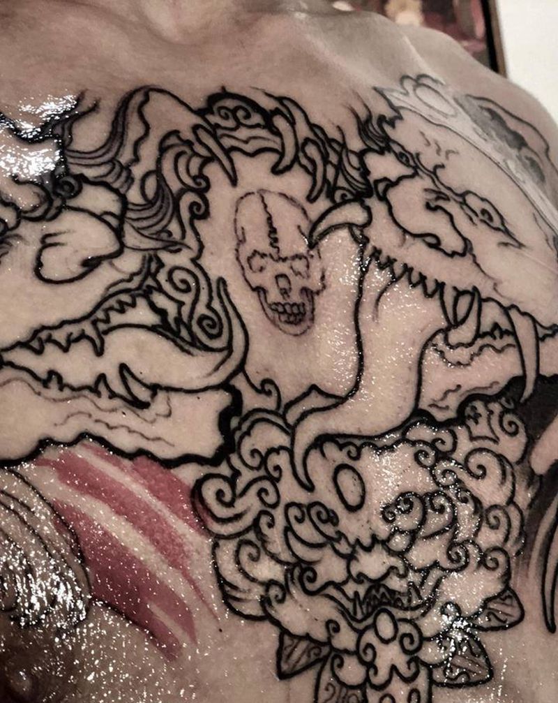 黑白无常纹身图片_胸部新传统纹身图案