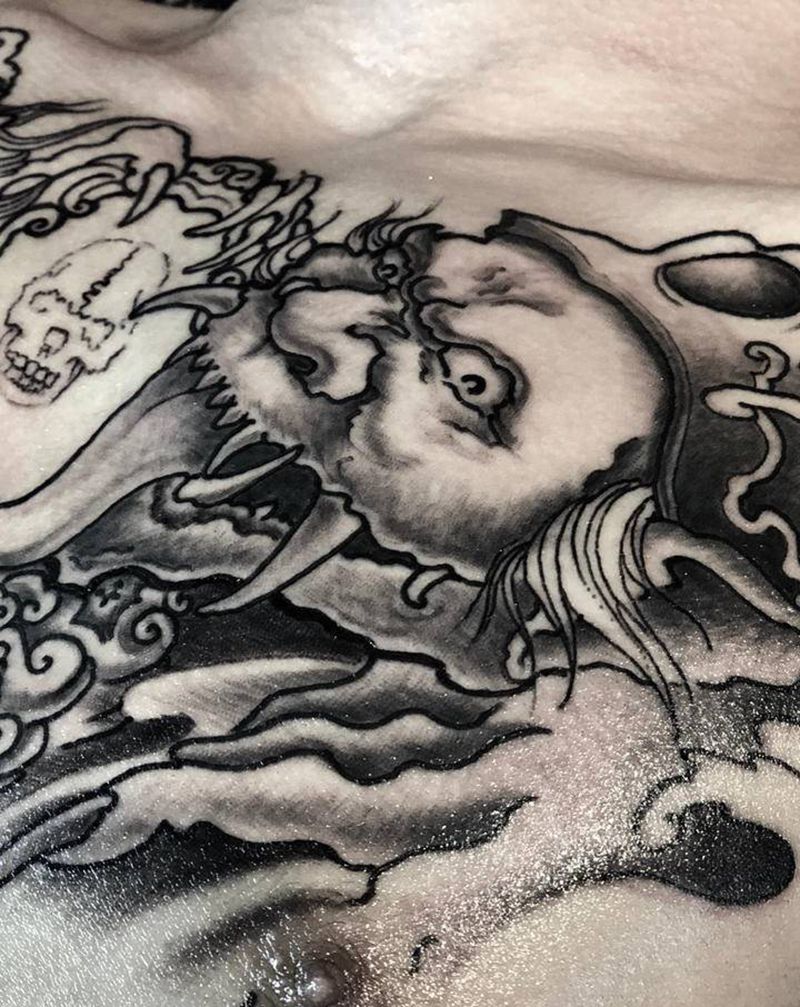 黑白无常纹身图片_胸部新传统纹身图案