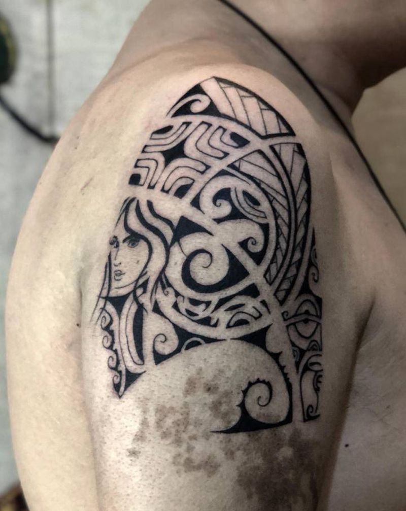 图腾纹身图片_肩部手臂图腾纹身图案